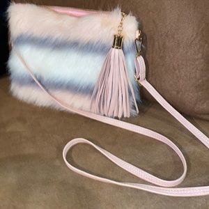 Furry bunny sexy 😮‍💨🥵🤷🏽‍♀️blush pink mixed with gray and white &nice❤️‍🔥